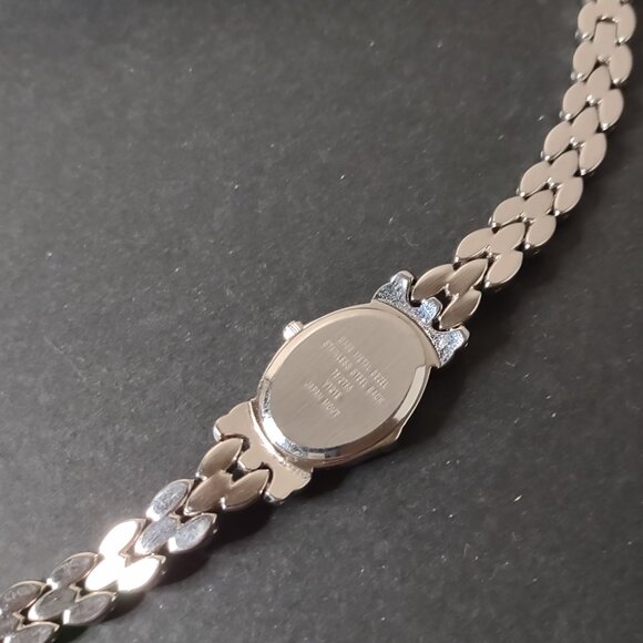 Very Pretty Armitron Now Watch - Picture 7 of 15